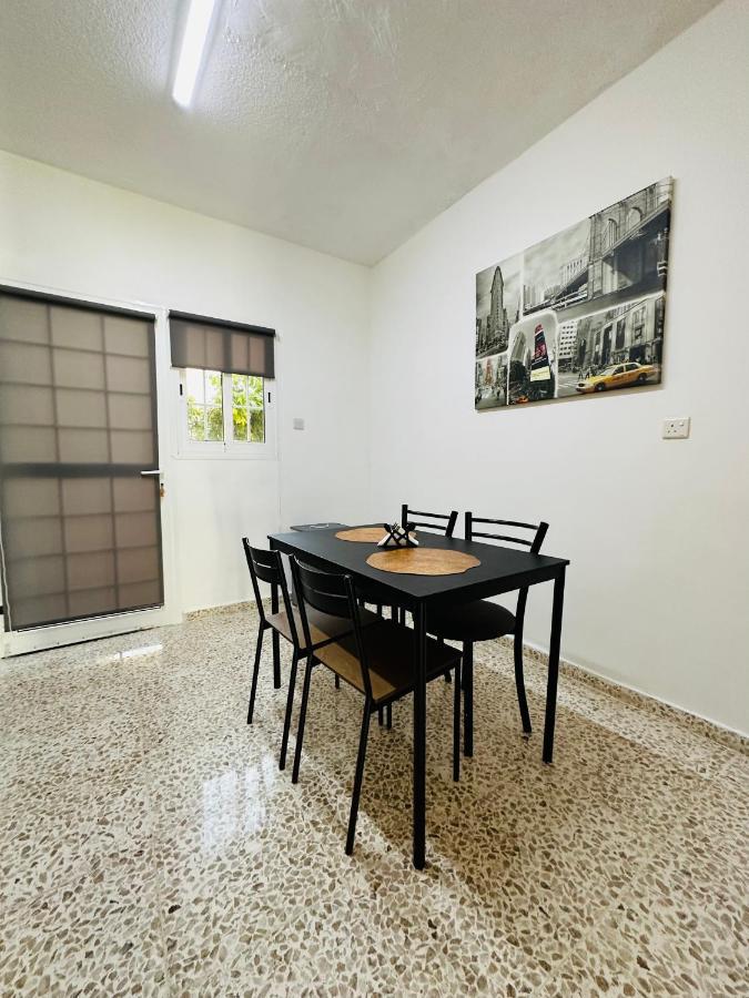 Arya Seaview Apartment In The Heart Of Coral Bay (Adults Only) المظهر الخارجي الصورة