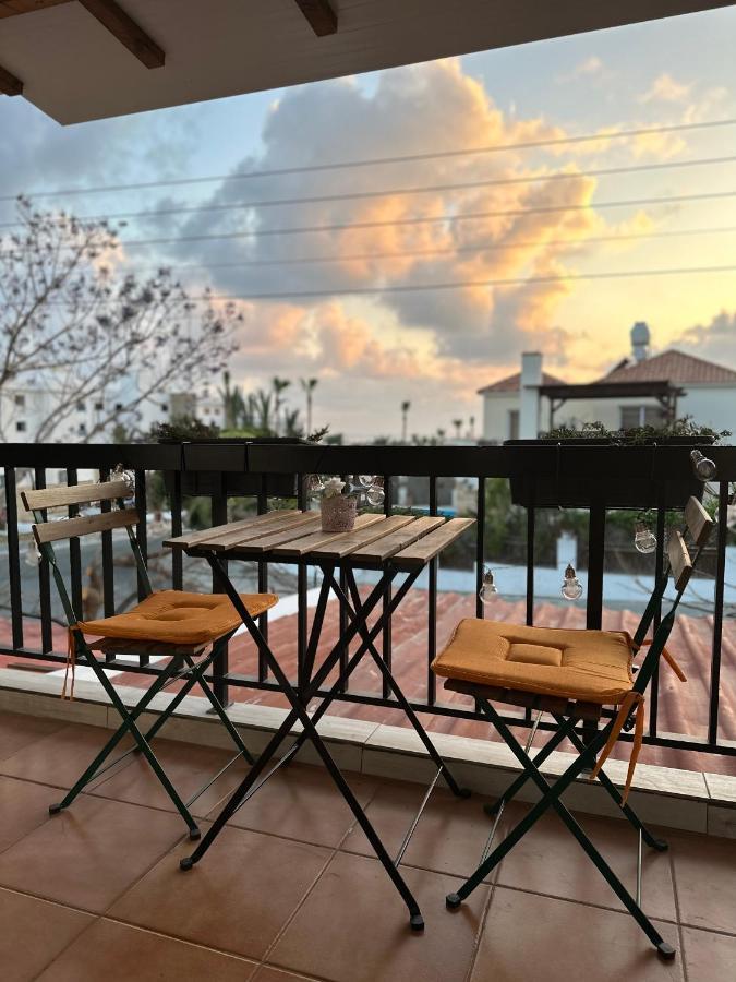 Arya Seaview Apartment In The Heart Of Coral Bay (Adults Only) المظهر الخارجي الصورة