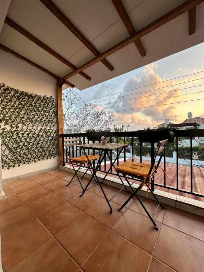Arya Seaview Apartment In The Heart Of Coral Bay (Adults Only) المظهر الخارجي الصورة