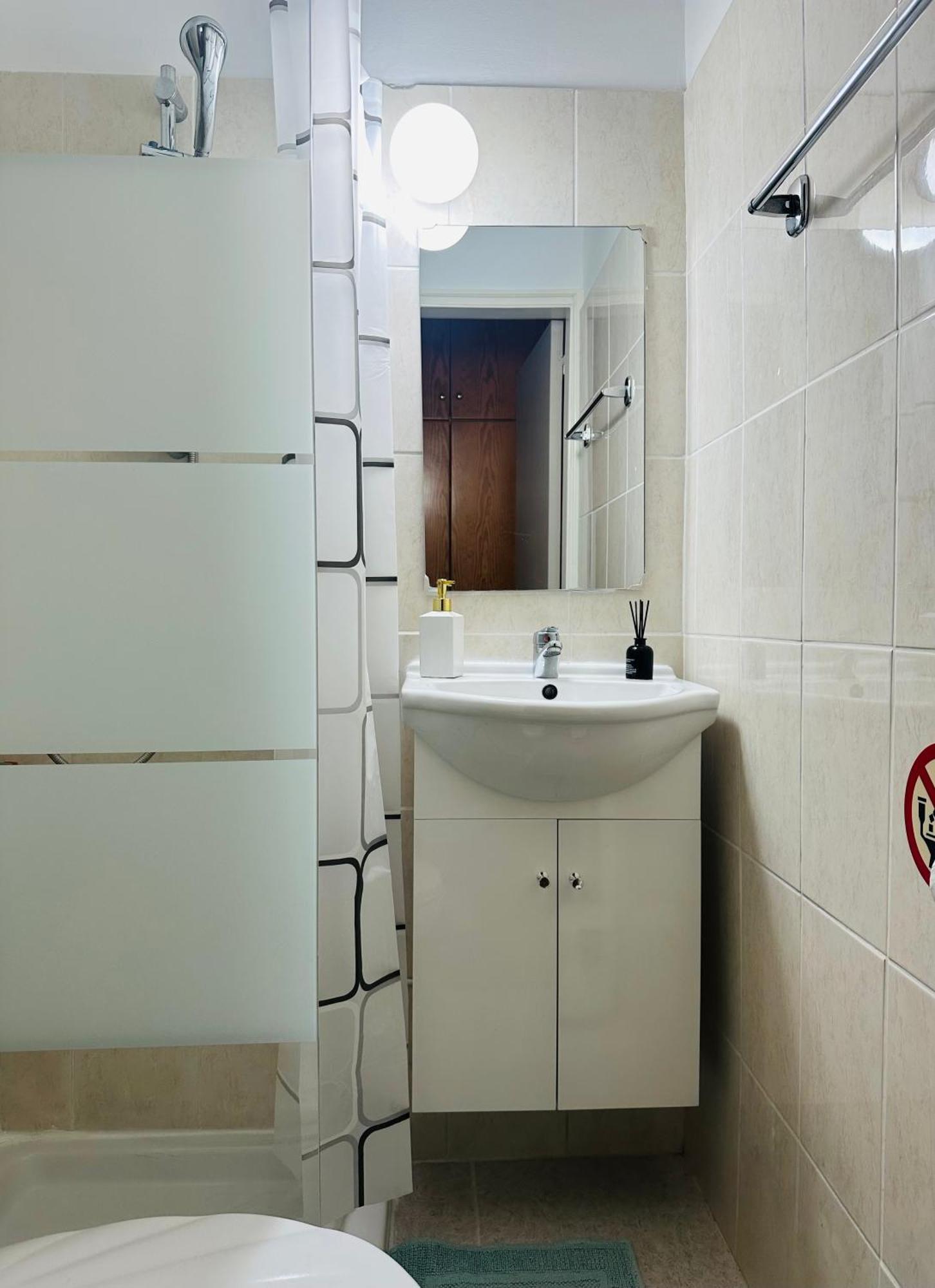 Arya Seaview Apartment In The Heart Of Coral Bay (Adults Only) المظهر الخارجي الصورة